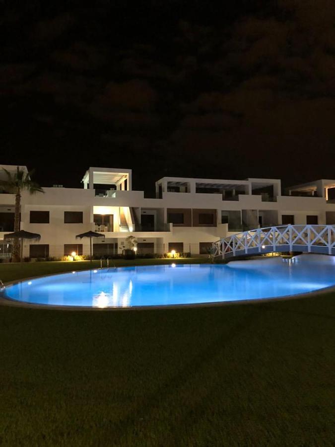 49 Laguna Beach Torrevieja Dış mekan fotoğraf